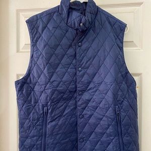 NWOT Orvis Classic Navy Vest Medium